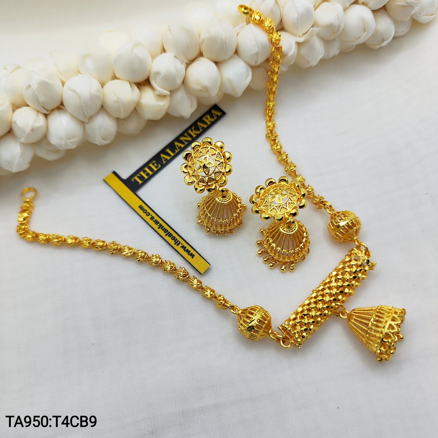 Pinjra Design Gold Plated Necklace with Bokul Chain and Gold Plated Jhumka