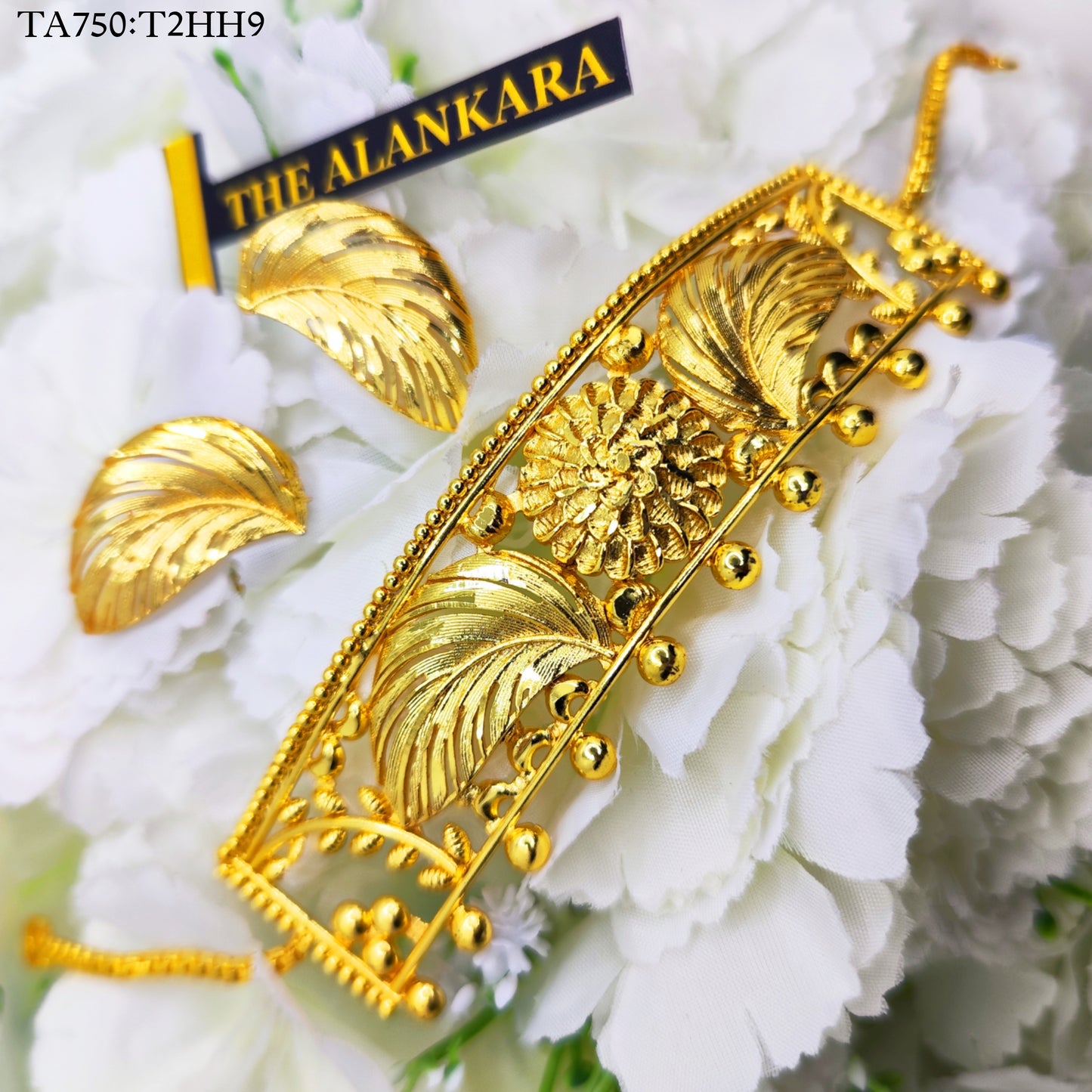 Hansuli Leaf Motif Gold Plated Choker Necklace With Earrings Set