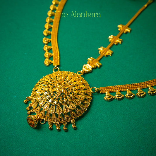 Bridal Shield Design Heavy Tiara Mangtika with Small Jhumka