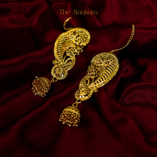 Alanakra Goldplated Bengali Traditional Full kan ( Earrings )