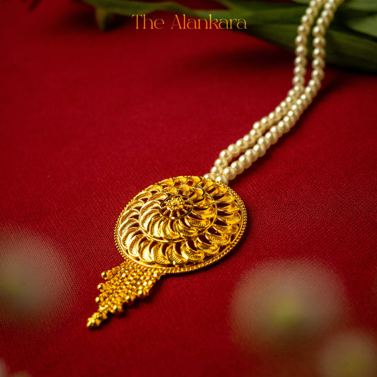 Gold Plated Traditional Bridal Tikli with Pearl Chain